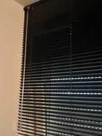 Zwarte kunstof jaloezie, Ophalen, 150 tot 200 cm, Zo goed als nieuw, 100 tot 150 cm