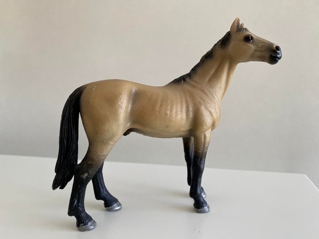 Schleich Akhal teke Hengst ~ 13690, Ophalen of Verzenden, Zo goed als nieuw, Paard, Beeldje of Figuurtje