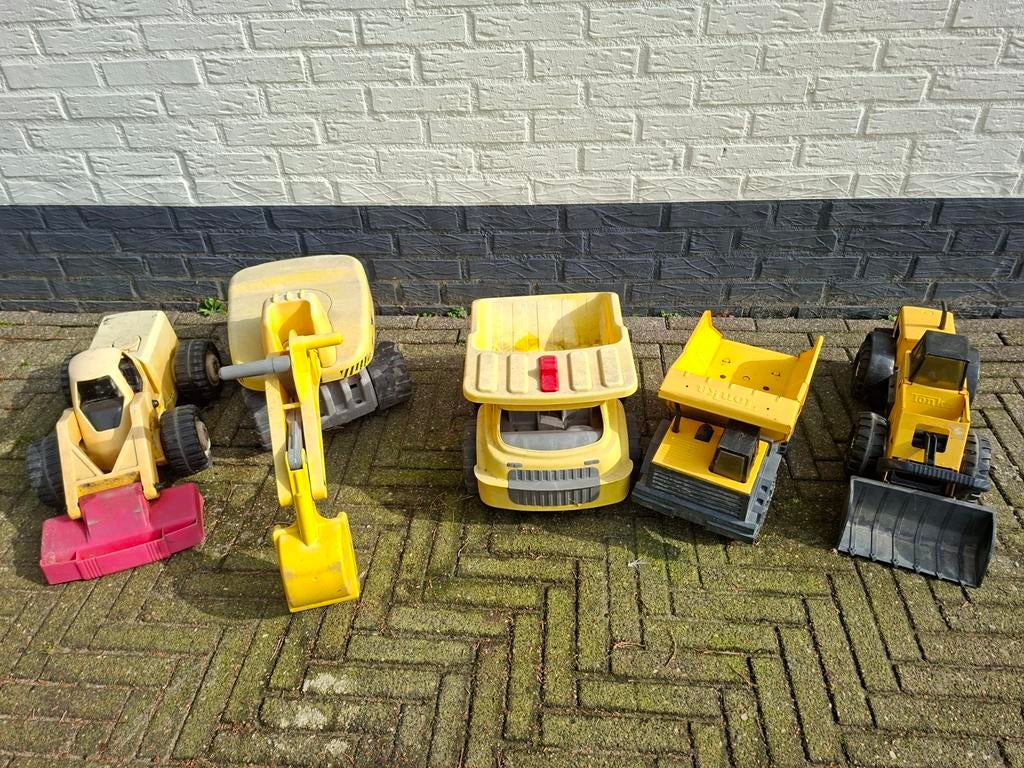 Loders en kiepwagens. Buitenspeelgoed/ zandbak speelgoed, Ophalen