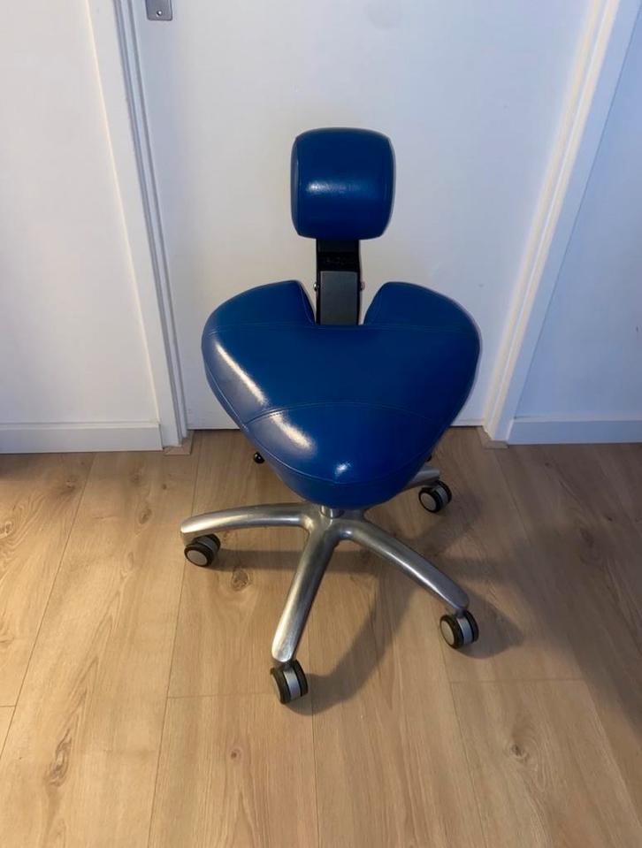 BQE Dynamic Bureaustoel zit/sta kruk actief zitten, Huis en Inrichting, Bureaustoelen, Zo goed als nieuw, Zwart, Ophalen of Verzenden