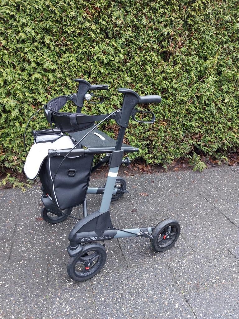 Topro troja inklapbare rollator,  tegen elk aannemelijk bod, Diversen, Rollators, Ophalen, Opvouwbaar, Gebruikt