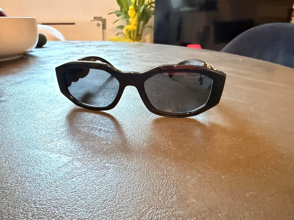 Versace Biggie, Ophalen of Verzenden, Zo goed als nieuw, Zwart, Overige merken