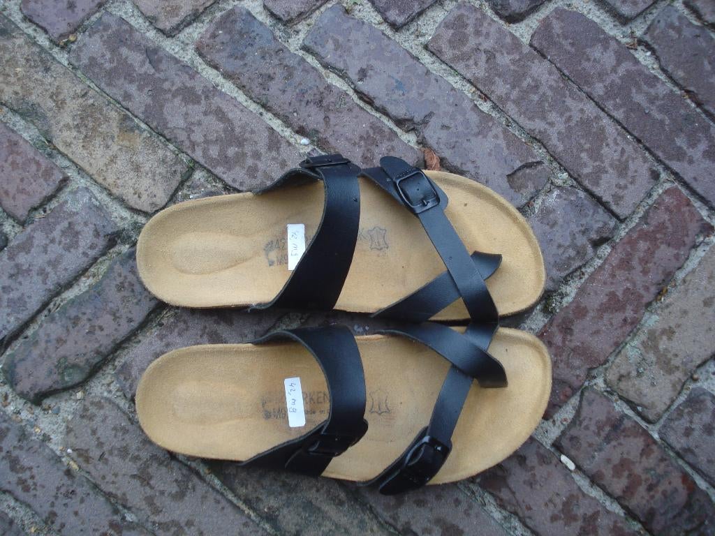 BIRKENSTOCK MAYARI ZWART 42 NU GRATIS VERZENDING PER POST