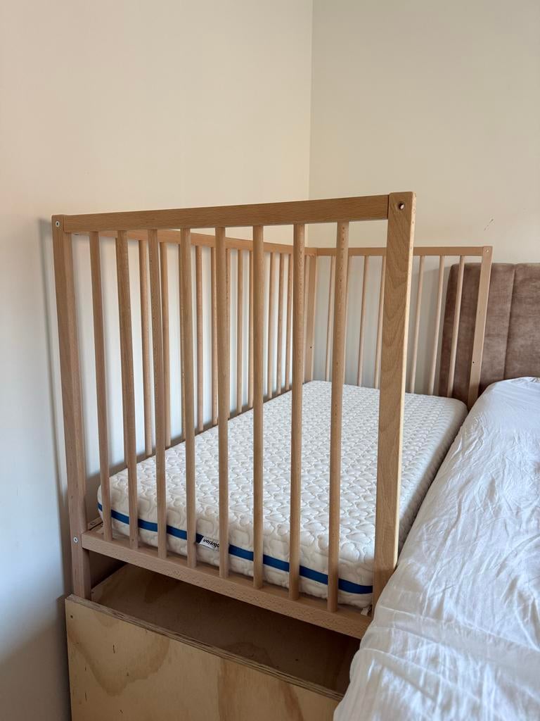 Ikea Ledikant + Aero Sleep Matras & Verhoging, Kinderen en Baby's, Babywiegjes en Ledikanten, Ophalen, Gebruikt, Ledikant