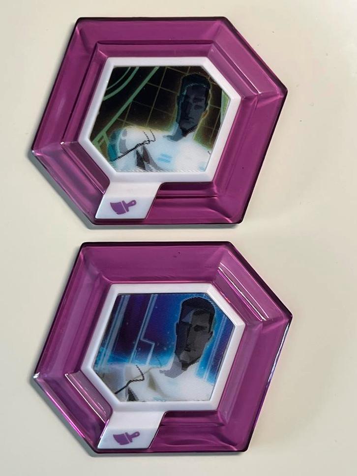 Disney Infinity 1.0 TRON power discs, Spelcomputers en Games, Games | Nintendo Wii U, Zo goed als nieuw, Avontuur en Actie, 1 speler