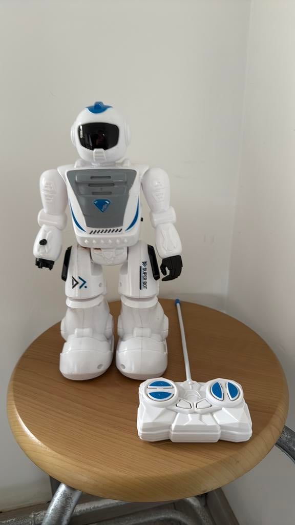 Bestuurbare robot met afstandsbediening, Kinderen en Baby's, Ophalen of Verzenden, Zo goed als nieuw