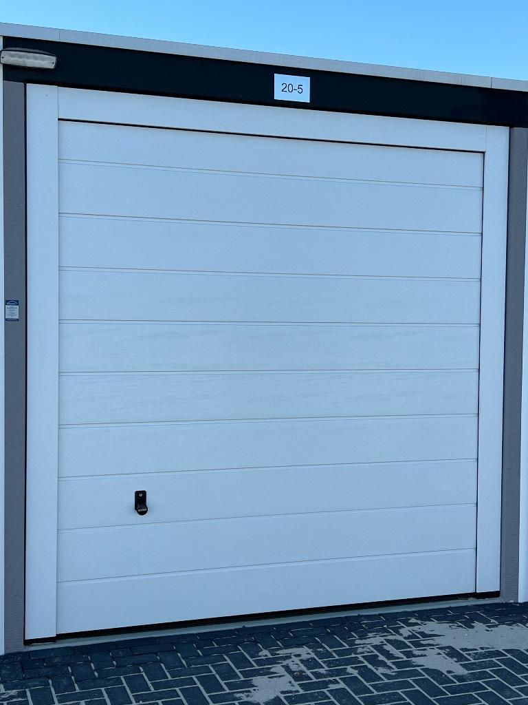 Garagebox te huur, Huizen en Kamers, Garages en Parkeerplaatsen, Limburg