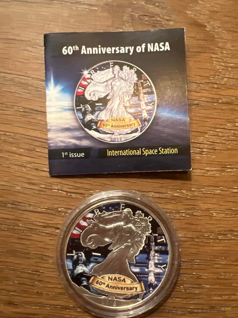 2018 Silver Eagle NASA 60th Anniversary ISS 1 oz Zilver, Postzegels en Munten, Ophalen of Verzenden, Overige waardes, Losse munt