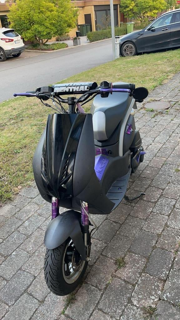 Gezocht: 2t scooter op geel kenteken, Ophalen of Verzenden, Zo goed als nieuw, Piaggio