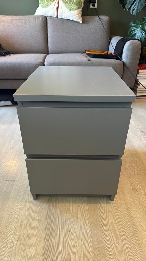 Grijze Ikea Malm Nachtkastje, Huis en Inrichting, Ophalen, Gebruikt, Minder dan 45 cm, Minder dan 55 cm