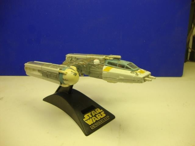Star Wars Y Wing V3 Blue W/ Stand Micro Machines, Verzamelen, Star Wars, Ophalen of Verzenden, Nieuw, Actiefiguurtje