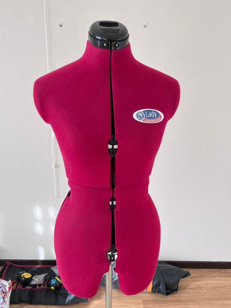 Verstelbare paspop Lewenstein lady, Hobby en Vrije tijd, Naaien en Fournituren, Ophalen, Zo goed als nieuw, Paspop