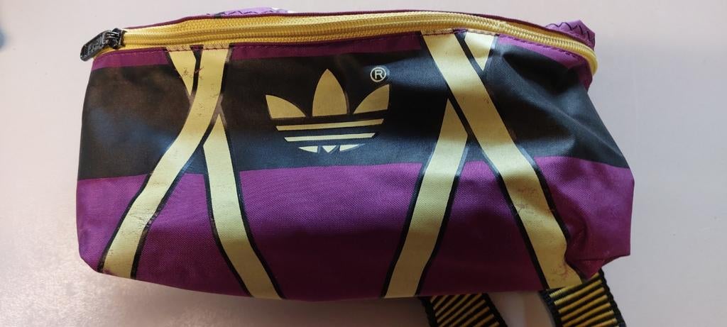 Adidas Torsion heuptasje vintage €25,00, Ophalen of Verzenden, Zo goed als nieuw, Zwart, Overige typen