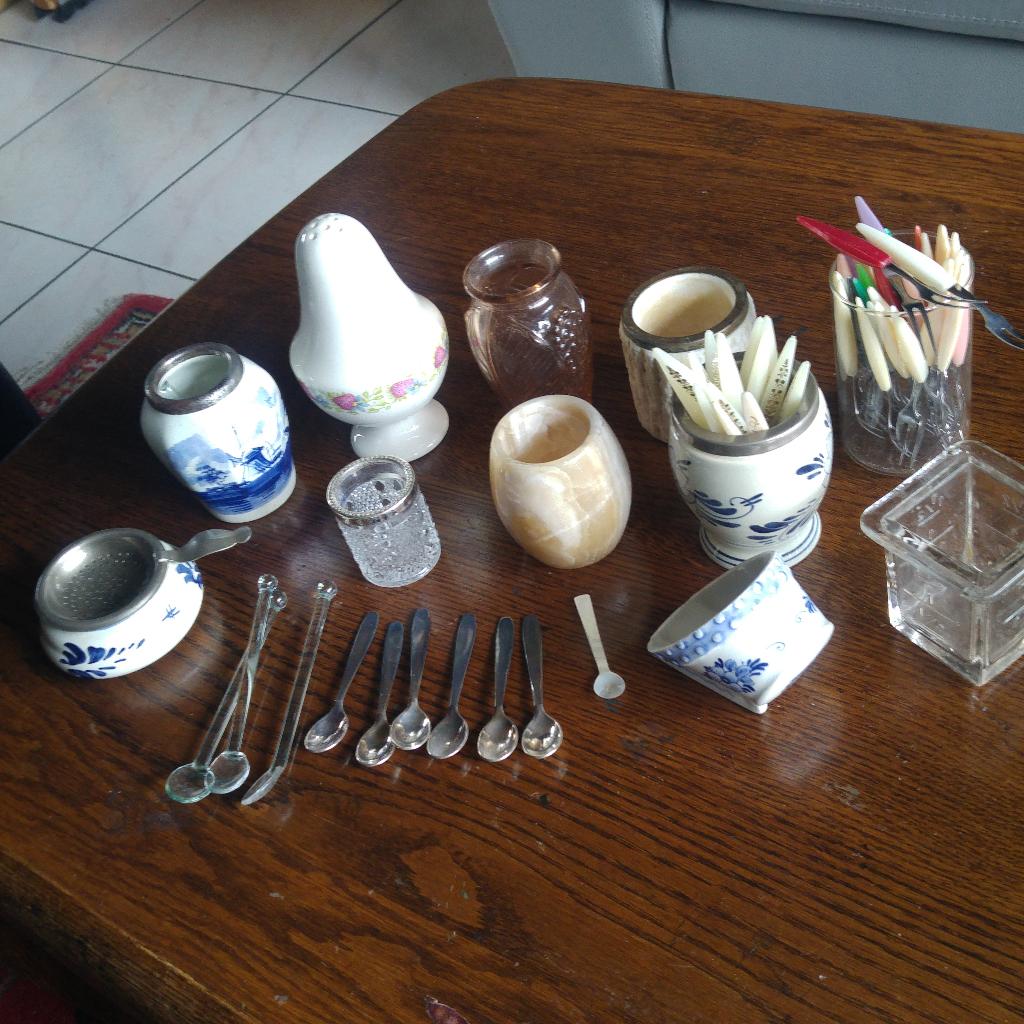 12 lepeltjes + 1 vorkje. + roos vaasje., Antiek en Kunst, Antiek | Bestek, Ophalen of Verzenden
