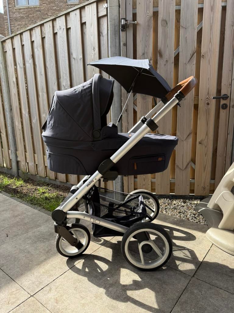 Mutsy Nio Kinderwagen, Ophalen, Gebruikt, Combiwagen, Met reiswieg