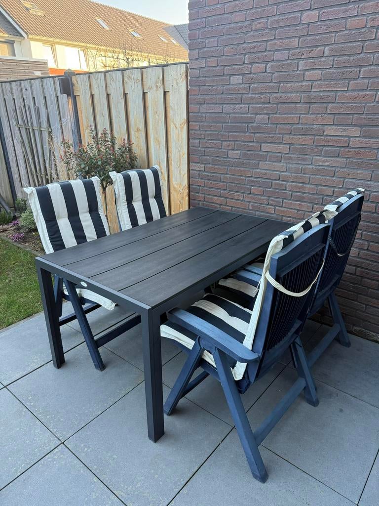 Tuinset met 4 stoelen en tafel, Tuin en Terras, Tuinsets en Loungesets, Gebruikt, Tuinset, Kunststof, 4 zitplaatsen, Eettafel