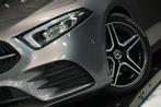 Mercedes-Benz A-klasse A250 AMG / PANO / KEYLESS / ACC / CAM, Auto's, Mercedes-Benz, 15 km/l, Gebruikt, Zwart, 4 cilinders