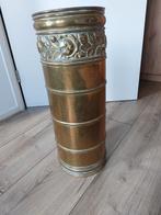 Koperen paraplubak, Ophalen