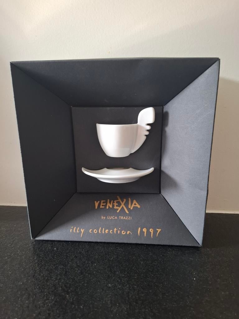 Illy Art Collection 1997 Venexia Luca Trazi wit., Verzamelen, Ophalen of Verzenden, Nieuw, Porselein