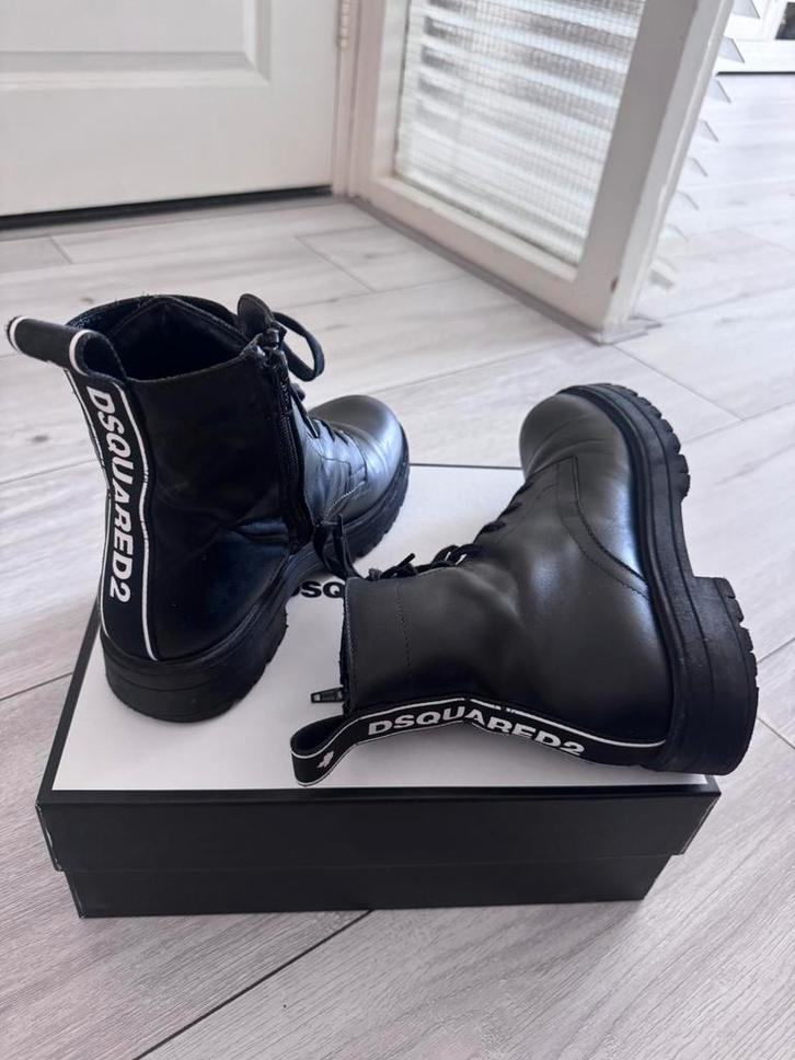 Dsquared laarzen, Kleding | Dames, Schoenen, Zo goed als nieuw, Hoge laarzen, Zwart, Ophalen of Verzenden