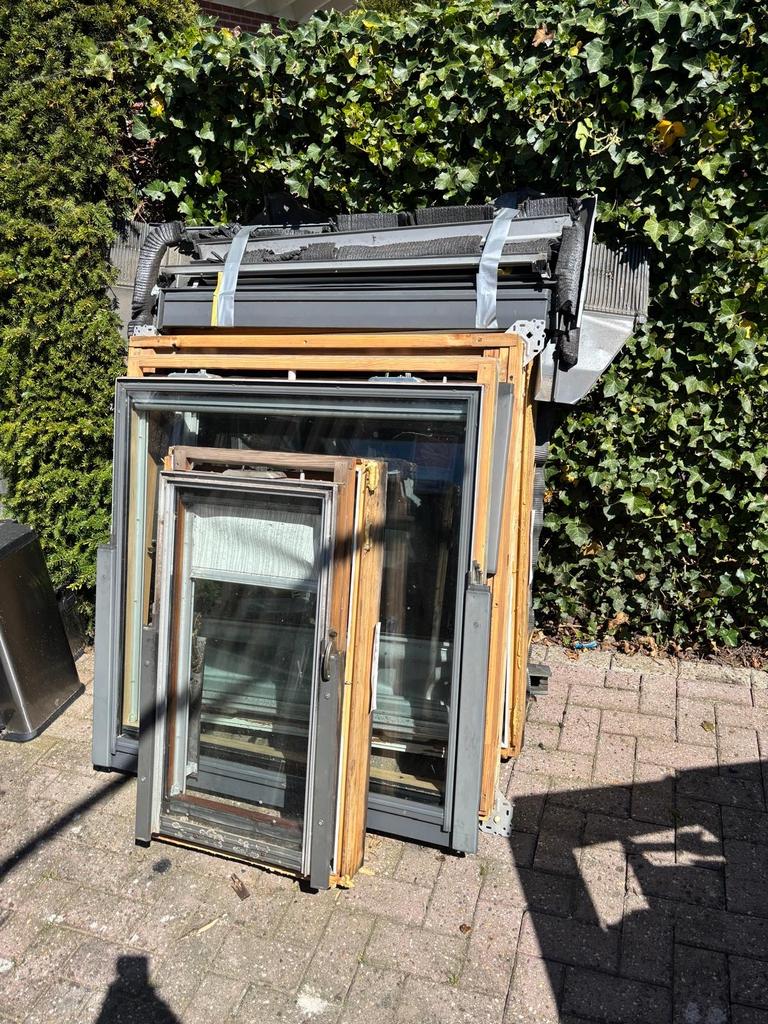 Velux dakramen - Diverse maten en condities, Ophalen, Gebruikt, Minder dan 80 cm, 80 tot 120 cm