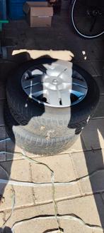 Renault velgen met winter banden en TPMS sensoren, Auto-onderdelen, Banden en Velgen, Gebruikt, 16 inch, Band(en), Personenwagen