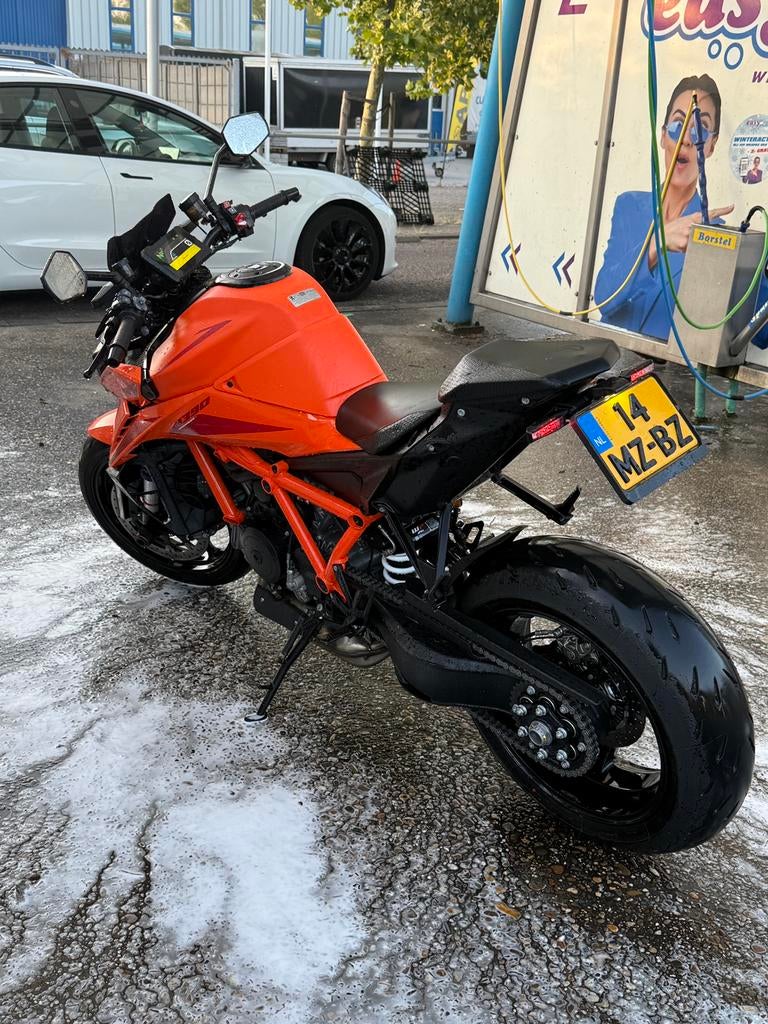 KTM SUPER DUKE 1390 EVO R + TECHPACK + UITLAAT + ALARM KL 2, Motoren, Motoren | KTM, 2 cilinders, Traction Control, Motorrijbewijs A