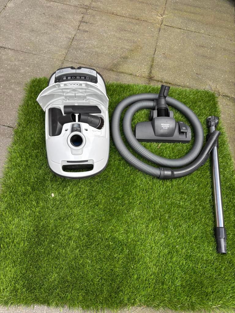 Miele S8360 powerline, Stofzak, Stofzuiger, Ophalen of Verzenden, Zo goed als nieuw