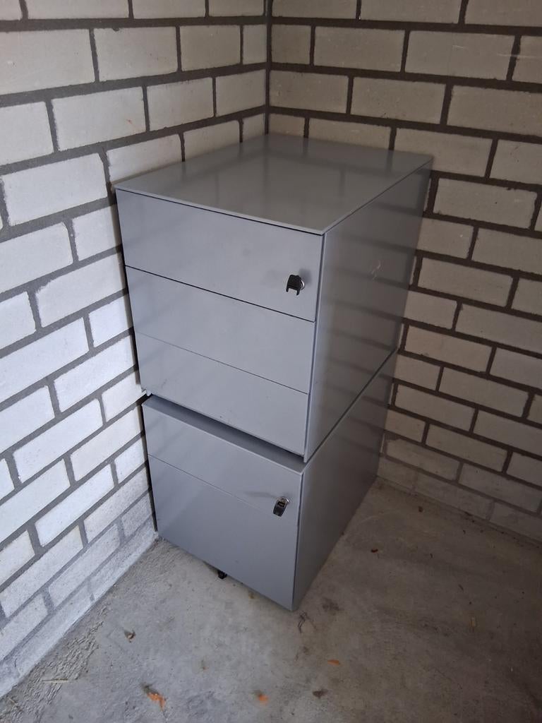Bureau kastjes, Zo goed als nieuw, 3 of 4 laden, Minder dan 100 cm, Metaal