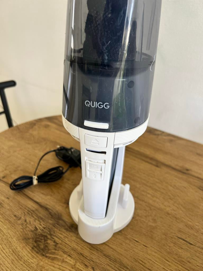 Draadloze handstofzuiger QUIGG (Aldi) – met laadstation, Witgoed en Apparatuur, Ophalen of Verzenden, Gebruikt, Reservoir, Kruimeldief
