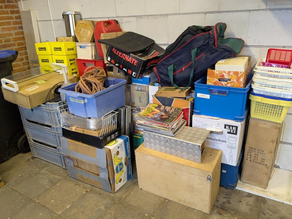 grote partij rommelmarkt spullen, Ophalen, Zo goed als nieuw