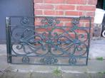 Leuk oud hekje van gietijzer, kleur donker groen., Tuin en Terras, Ophalen, Gebruikt, IJzer, Sierhekwerk