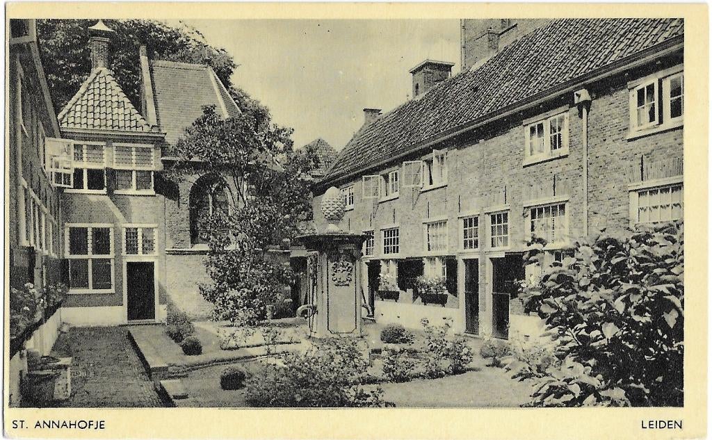 Leiden, St. Annahofje, waterpomp, Verzenden, 1940 tot 1960, Ongelopen, Zuid-Holland