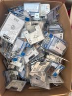 Grote partij nieuw meubelbeslag, Doe-het-zelf en Verbouw, Hang- en Sluitwerk, Ophalen, Nieuw, Overige materialen, Overige typen