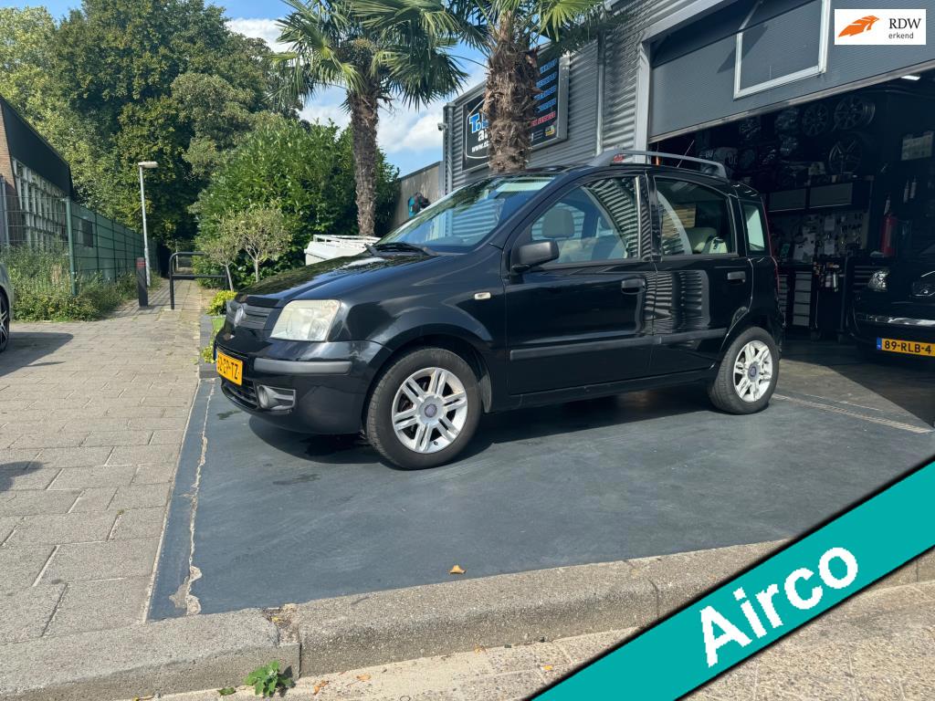 Fiat Panda 1.2 Emotion AIRCO Nw APK, Auto's, Fiat, Voorwielaandrijving, Stof, Gebruikt, Zwart