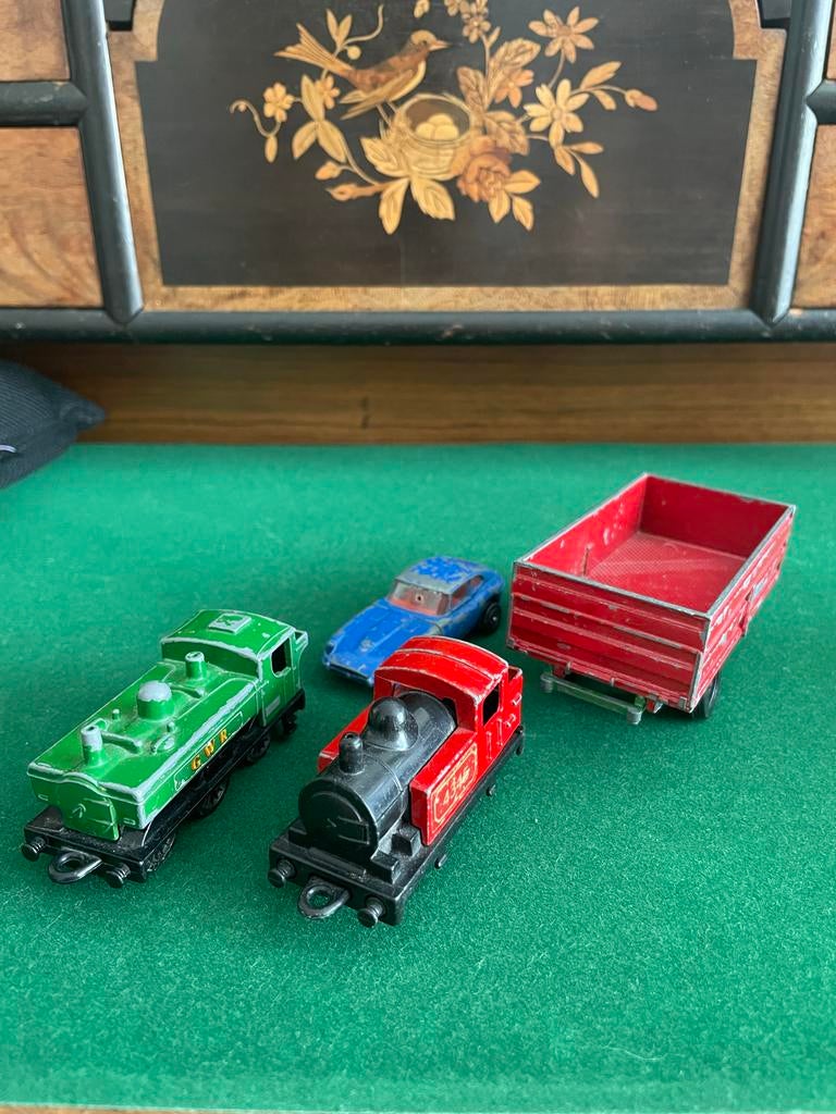 Vintage Dinky Toys: Treinen, Auto en Aanhanger, Ophalen of Verzenden, Gebruikt