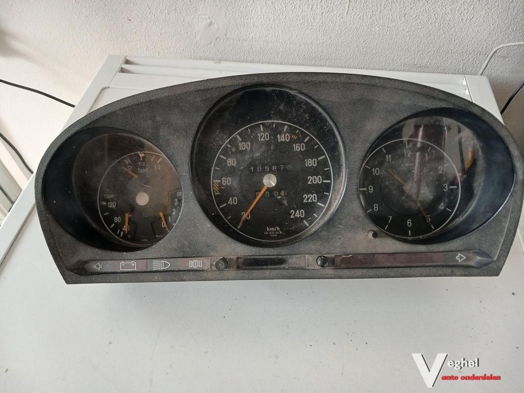 MB W116 sedan Km tellerklok 1165423001 '72, Gebruikt, -, -, Ophalen of Verzenden