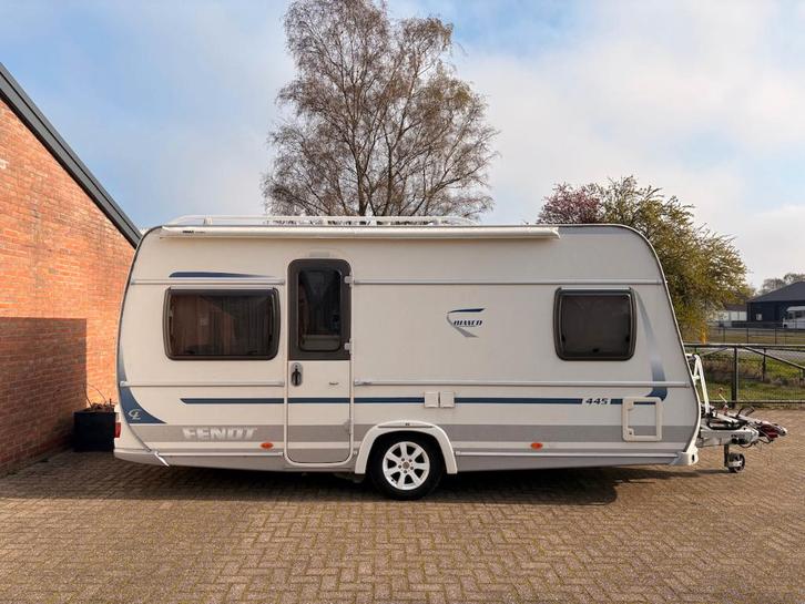 Fendt Bianco 445 – 2009 – Zeer compleet – Instapklaar!, Caravans en Kamperen, Caravans, Particulier, tot en met 4, 1000 - 1250 kg