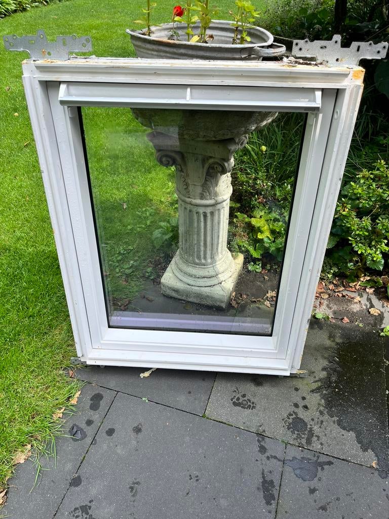 Velux dakraam met gootstukken, Ophalen, Gebruikt, Minder dan 80 cm, 160 cm of meer