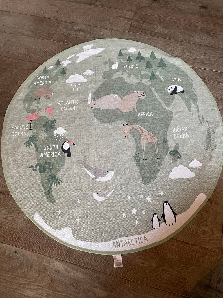 Kleed wereld dieren H&M diameter 130cm, Kinderen en Baby's, Kinderkamer | Inrichting en Decoratie, Ophalen of Verzenden, Gebruikt
