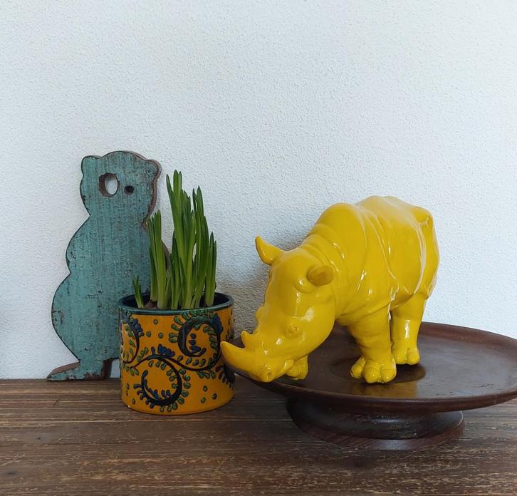 Knalgele design neushoorn, Antiek en Kunst, Kunst | Designobjecten, Ophalen of Verzenden
