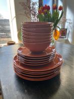 Oranje servies van ikea, Ophalen of Verzenden, Zo goed als nieuw, Effen, Aardewerk
