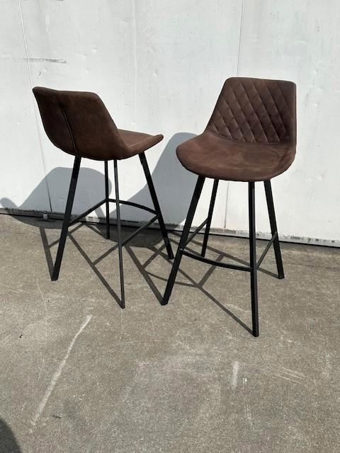 2 stuks nieuwe horeca barkrukken krukken bruin microleder, Huis en Inrichting, Barkrukken, Zo goed als nieuw, 60 tot 90 cm, Leer