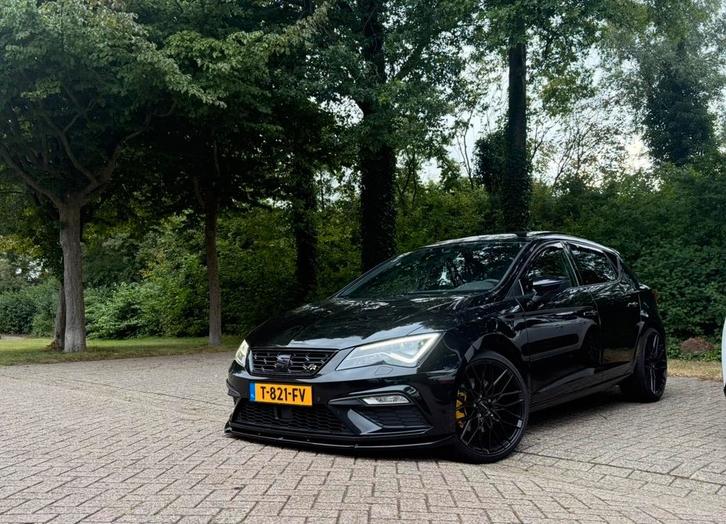 Seat Leon 1.8 TSI 240PK Dsg-7 2017 Zwart, Auto's, Seat, Particulier, Leon, Achteruitrijcamera, Adaptive Cruise Control, Airconditioning