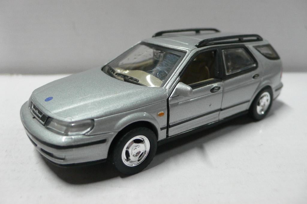 saab  9/5 statiocar - hongwell  1/43, Verzenden, Zo goed als nieuw, Auto, Overige merken