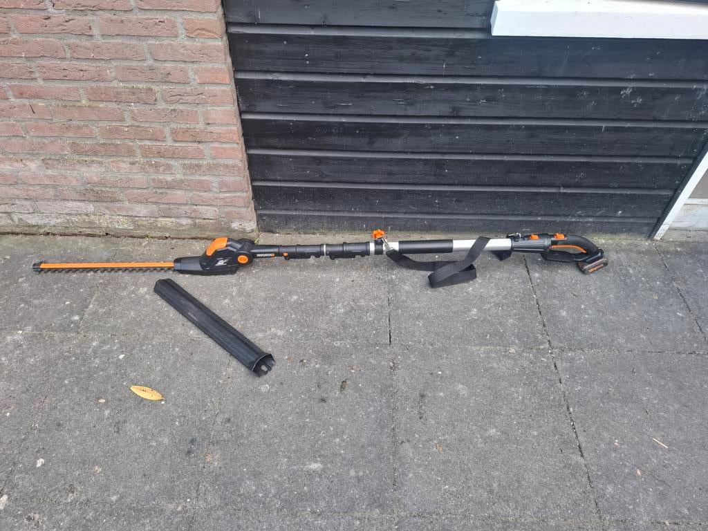 Heggenscharen met accu, Ophalen, Accu