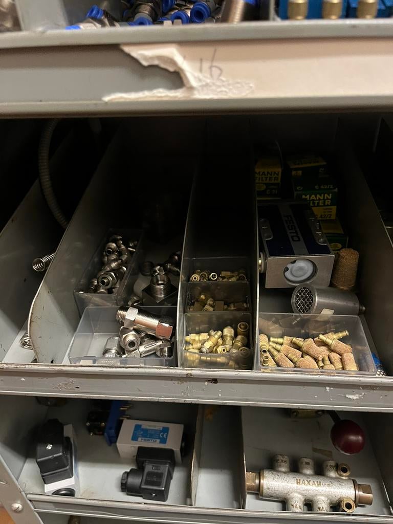 Div. Perslucht onderdelen, Ophalen, Zo goed als nieuw