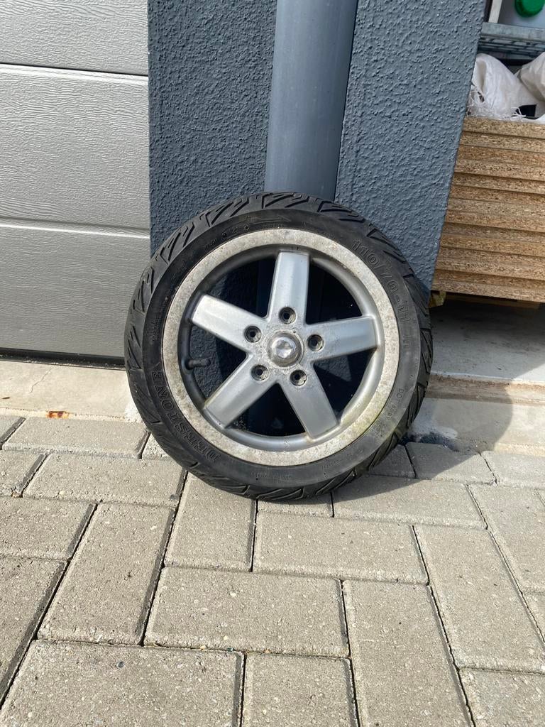 Vespa lx voorwiel, Ophalen of Verzenden