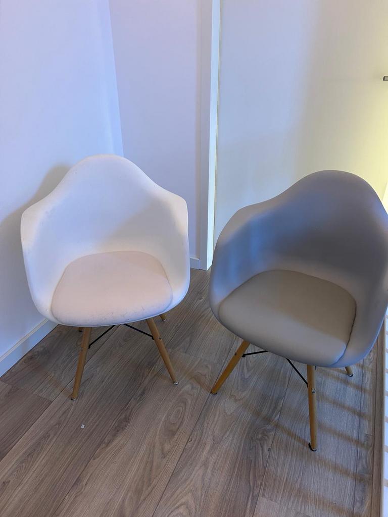 4 Witte kuipstoelen Eames DAW stijl, Huis en Inrichting, Stoelen, Ophalen, Kunststof, Gebruikt, Wit