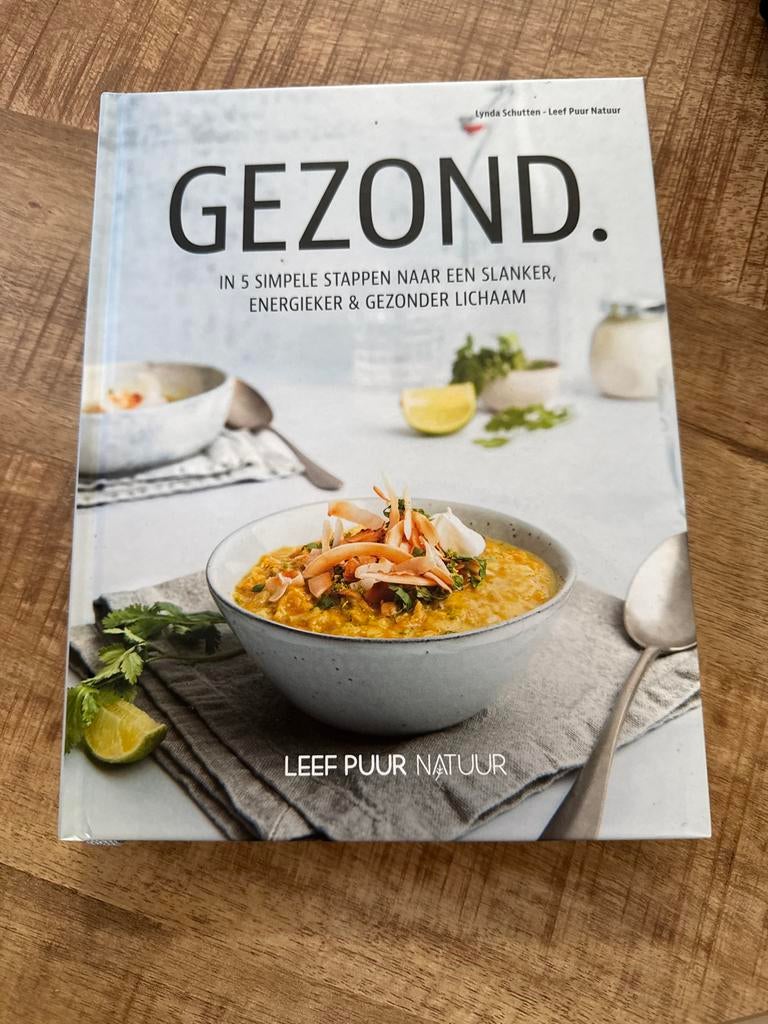 Kookboek Gezond. door Lynda Schutten - Leef Puur Natuur, Boeken, Ophalen of Verzenden, Gelezen, Dieet en Voeding